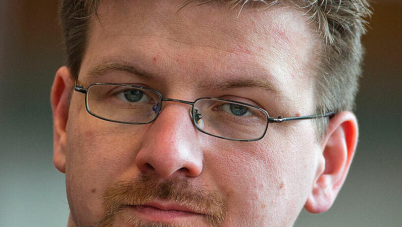 Die Ermittler im NSU-Prozess vermuten, dass der NPD-Landtagsabgeordnete David Petereit einen Brief mit einer Geldspende der abgetauchten mutmaßlichen Terroristen Uwe Mundlos, Uwe Böhnhardt und Beate Zschäpe erhalten habe. Foto: Jens Büttner/Archiv