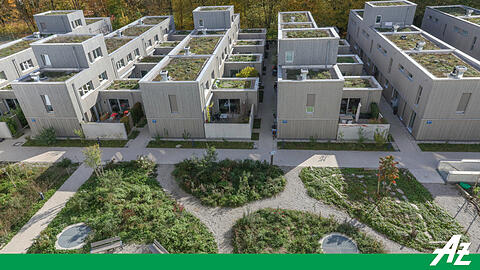 Ausblick von einer Dachterrasse der Ökologischen Mustersiedlung. Ausblick von einer Dachterrasse der Ökologischen Mustersiedlung.