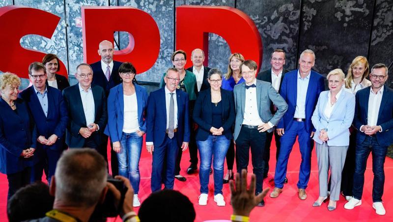 Die Kandidaten für den SPD-Vorsitz. Die Kandidaten für den SPD-Vorsitz.