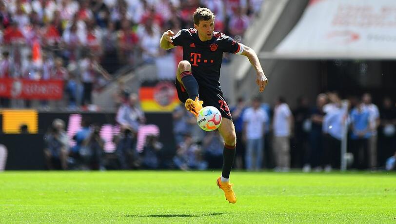 Amazon Prime Video dreht derzeit eine Dokumentation über das Leben von FC Bayern Star Thomas Müller. Amazon Prime Video dreht derzeit eine Dokumentation über das Leben von FC Bayern Star Thomas Müller.