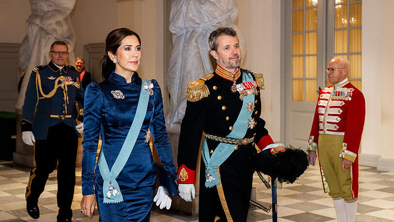 Kronprinz Frederik von Dänemark und Kronprinzessin Mary beim Neujahrsempfang in Schloss Christiansborg Kronprinz Frederik von Dänemark und Kronprinzessin Mary beim Neujahrsempfang in Schloss Christiansborg