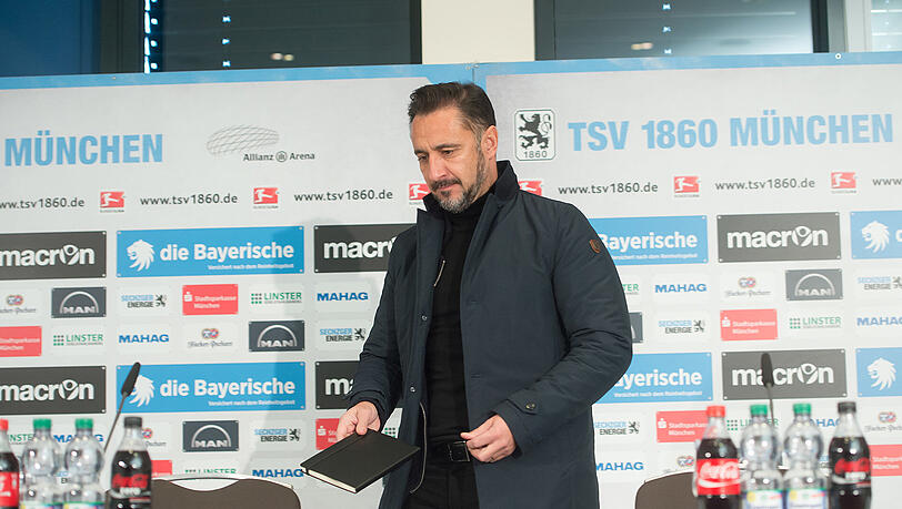 "Ich möchte den Verein in die Bundesliga führen. Dieser Verein müsste zu den ganz Großen in Deutschland gehören", sagte Vitor Pereira bei seiner offiziellen Vorstellung. "Ich möchte den Verein in die Bundesliga führen. Dieser Verein müsste zu den ganz Großen in Deutschland gehören", sagte Vitor Pereira bei seiner offiziellen Vorstellung.