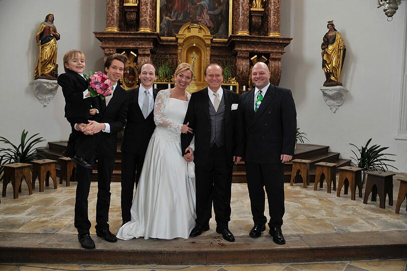 Die Traumhochzeit von Star-Koch Winkler und seiner Denise - sehen Sie hier die wunderschönen Bilder aus dem zugeschneiten Aschau.