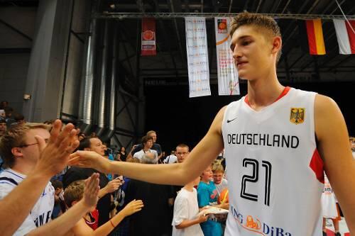 Ehrgeiziger Springinsfeld: Tibor Pleiß (19) ist bereits Nationalspieler - und  Neu-Bamberger.