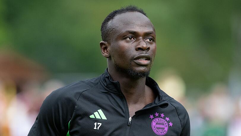 Sadio Mané wurde beim FC Bayern nicht glücklich und flüchtete nach Saudi-Arabien. Sadio Mané wurde beim FC Bayern nicht glücklich und flüchtete nach Saudi-Arabien.
