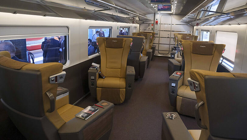 Entspanntes Reisen im Frecciarossa 1000. Entspanntes Reisen im Frecciarossa 1000.