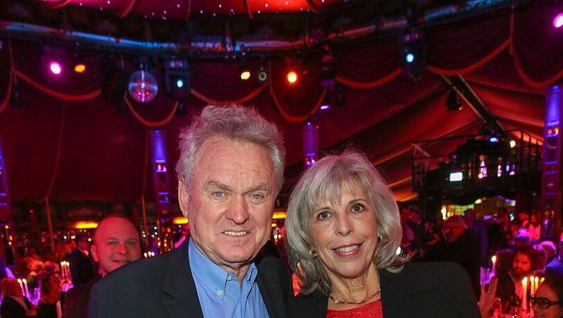 Sepp Maier mit Ehefrau Monika Roth. Sepp Maier mit Ehefrau Monika Roth.