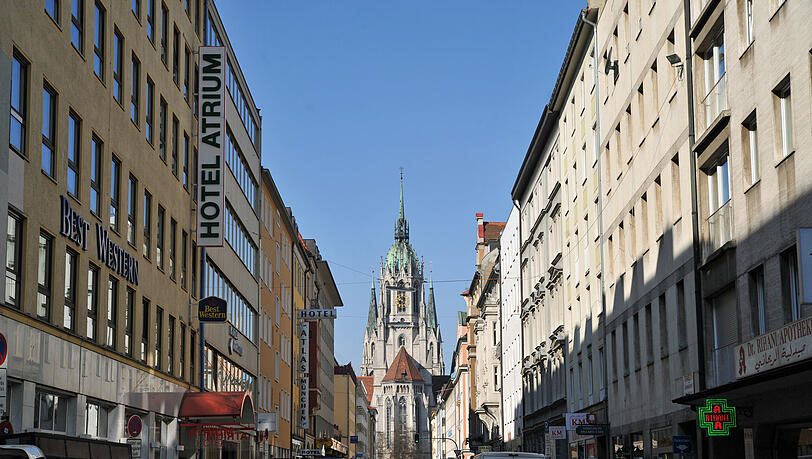 Die Paulskirche in der Ludwigsvorstadt. Die Paulskirche in der Ludwigsvorstadt.