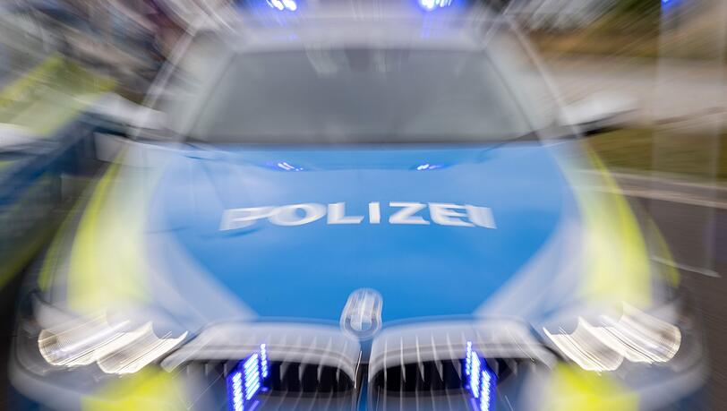 Die Polizei ermittelt nun gegen die Teenager-Gruppe. (Symbolbild) Die Polizei ermittelt nun gegen die Teenager-Gruppe. (Symbolbild)