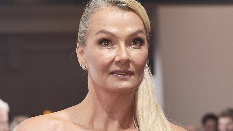 Franziska van Almsick hat zwei Söhne und lebt in Heidelberg. Franziska van Almsick hat zwei Söhne und lebt in Heidelberg.