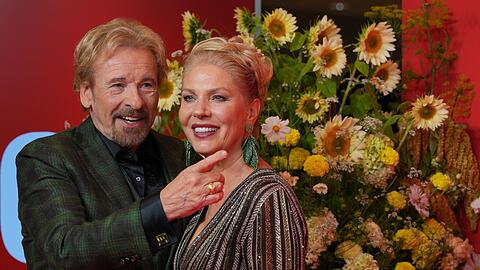 Thomas Gottschalk und Karina Mroß im September in Berlin. (Archivbild) Thomas Gottschalk und Karina Mroß im September in Berlin. (Archivbild)
