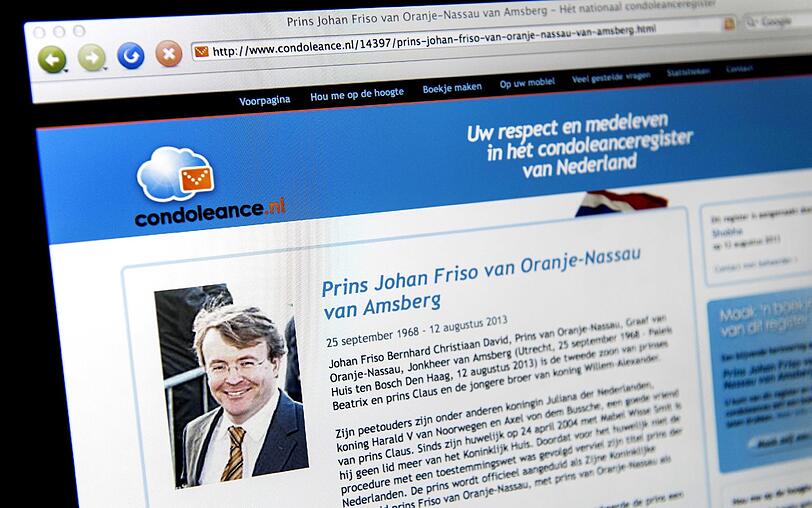 In der Mitteilung des Königshauses hieß es: &bdquo;Die Königliche Familie dankt allen, die Prinz Friso behandelt und betreut haben, herzlich für die ausgezeichnete und hinwendungsvolle Versorgung des Prinzen.&ldquo;