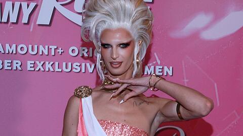 Die Kölner Dragqueen The Only Naomy Die Kölner Dragqueen The Only Naomy