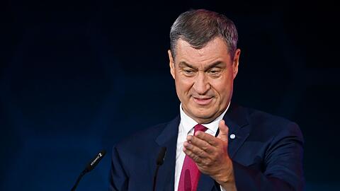 Das EU-Parlament muss jetzt handeln und schnell das Handelsabkommen mit den USA ratifizieren, findet CSU-Chef Söder. (Archivbild) Das EU-Parlament muss jetzt handeln und schnell das Handelsabkommen mit den USA ratifizieren, findet CSU-Chef Söder. (Archivbild)