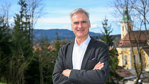 Der Miesbacher Olaf von Löwis (CSU) ist eigentlich Forstwirt. Als solcher beobachtet er schon länger, dass der Klimawandel in seiner Region bereits heute Folgen hat. Der Miesbacher Olaf von Löwis (CSU) ist eigentlich Forstwirt. Als solcher beobachtet er schon länger, dass der Klimawandel in seiner Region bereits heute Folgen hat.