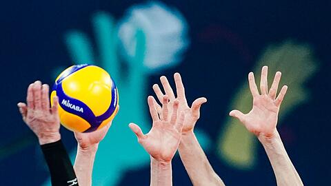 Die bayerischen Volleyball-Bundesligisten Herrsching und Unterhaching fusionieren. (Symbolbild) Die bayerischen Volleyball-Bundesligisten Herrsching und Unterhaching fusionieren. (Symbolbild)