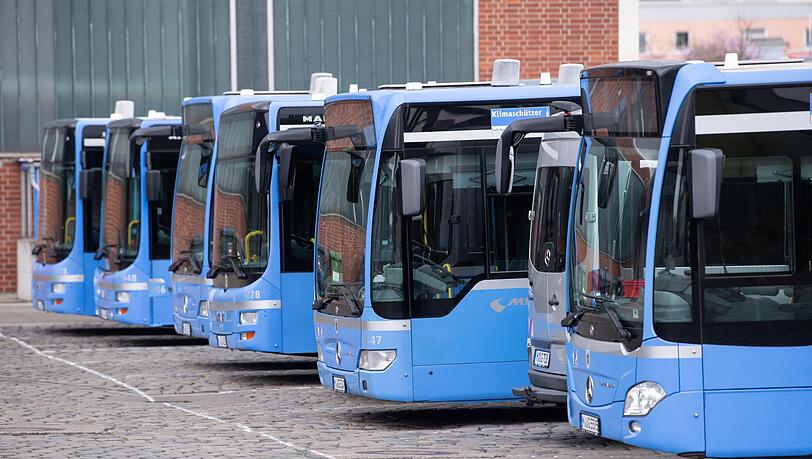 Die Münchner Verkehrsgesellschaft (MVG) wird den automatisiert fahrenden Bus testen. (Symbolbild) Die Münchner Verkehrsgesellschaft (MVG) wird den automatisiert fahrenden Bus testen. (Symbolbild)