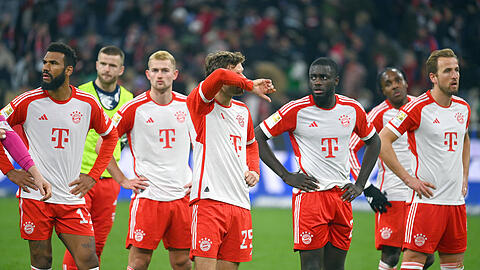 Der FC Bayern zeigt eine enttäuschende Leistung gegen Bremen. Der FC Bayern zeigt eine enttäuschende Leistung gegen Bremen.