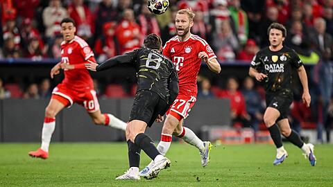 Die Bayern um Konrad Laimer hatten gegen die schnellen Außenspieler von Paris Saint-Germain ordentlich Probleme. Die Bayern um Konrad Laimer hatten gegen die schnellen Außenspieler von Paris Saint-Germain ordentlich Probleme.