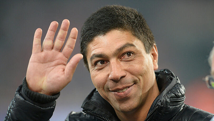 Giovane Elber spielte von 1997 bis 2003 beim FC Bayern. Giovane Elber spielte von 1997 bis 2003 beim FC Bayern.