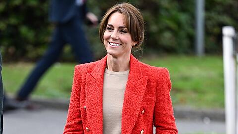 Prinzessin Kate unterzieht sich einer vorsorglichen Chemotherapie: Doch eine Aufgabe gibt sie währenddessen nicht auf. Prinzessin Kate unterzieht sich einer vorsorglichen Chemotherapie: Doch eine Aufgabe gibt sie währenddessen nicht auf.