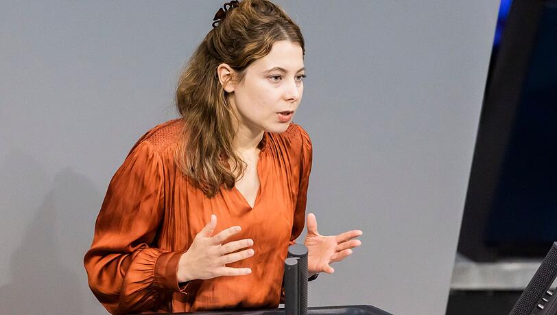 Die Grünen-Politikerin Jamila Schäfer aus München hatte in Giesing das Direktmandat für ihre Partei holen können. Die Grünen-Politikerin Jamila Schäfer aus München hatte in Giesing das Direktmandat für ihre Partei holen können.