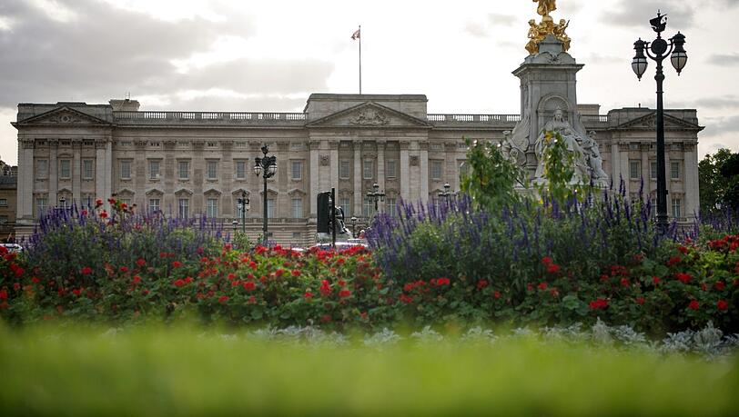 Der Buckingham-Palast ist die offizielle Residenz der Queen in London. Der Buckingham-Palast ist die offizielle Residenz der Queen in London.
