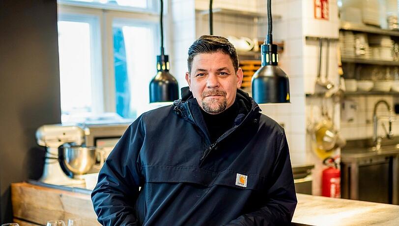 Tim Mälzer geht mit seiner Kochsendung "Kitchen Impossible" schon in die siebte Runde. Tim Mälzer geht mit seiner Kochsendung "Kitchen Impossible" schon in die siebte Runde.