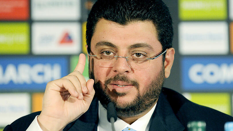 Hasan Ismaik schwört dem TSV 1860 erneut seine Treue. Ein Ende des Machtkonflikts scheint damit in weite Ferne gerückt zu sein. Hasan Ismaik schwört dem TSV 1860 erneut seine Treue. Ein Ende des Machtkonflikts scheint damit in weite Ferne gerückt zu sein.