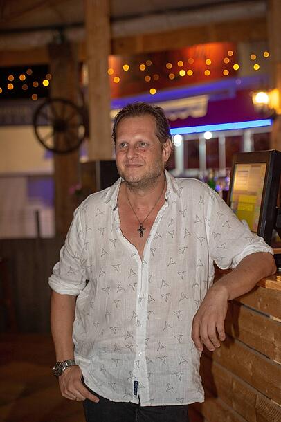 Jens Büchner war 2017 im Dschungelcamp zu sehen, bevor er nur ein Jahr später im Alter von 49 Jahren starb. Jens Büchner war 2017 im Dschungelcamp zu sehen, bevor er nur ein Jahr später im Alter von 49 Jahren starb.