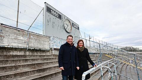 Schwärmen beide von der Westkurve: Gernot Mang und Verena Dietl. Schwärmen beide von der Westkurve: Gernot Mang und Verena Dietl.