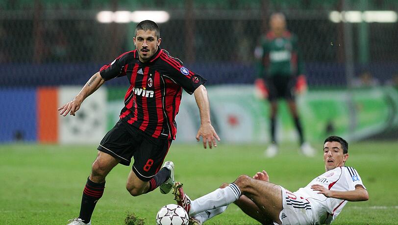Gennaro Gattuso und Roy Makaay wären beinahe Teamkollegen geworden. Gennaro Gattuso und Roy Makaay wären beinahe Teamkollegen geworden.
