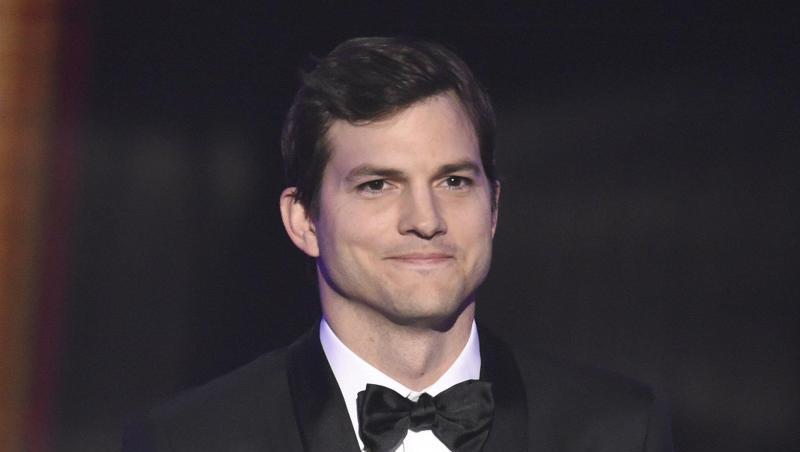 Ashton Kutcher weiß sich zu helfen. Ashton Kutcher weiß sich zu helfen.