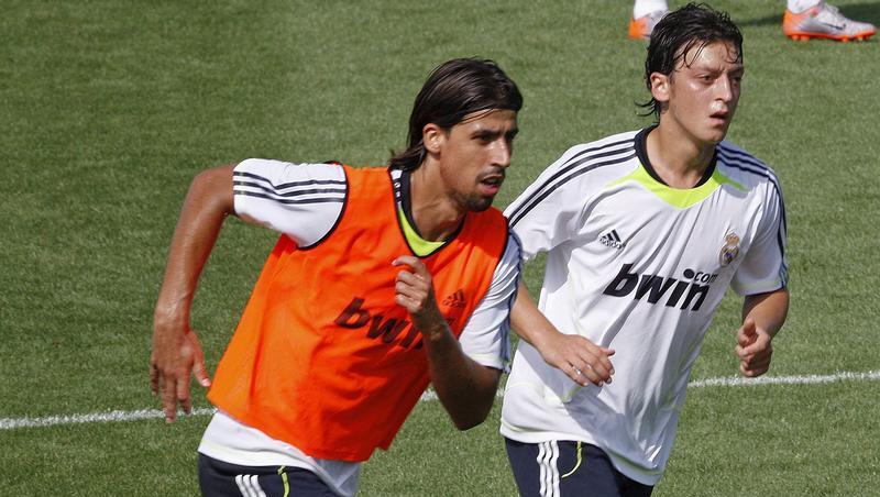 Haben sich gut eingefügt bei Real Madrid: Sami Khedira (l.) und Mesut Özil. Haben sich gut eingefügt bei Real Madrid: Sami Khedira (l.) und Mesut Özil.