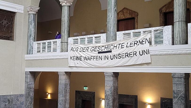Wegen Schreckschuss-Studi: Münchner Studenten protestieren Wegen Schreckschuss-Studi: Münchner Studenten protestieren