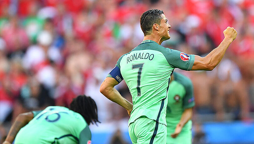 Ein Doppelpack von Ronaldo gegen Ungarn sichert Portugal das Achtelfinale. Ein Doppelpack von Ronaldo gegen Ungarn sichert Portugal das Achtelfinale.