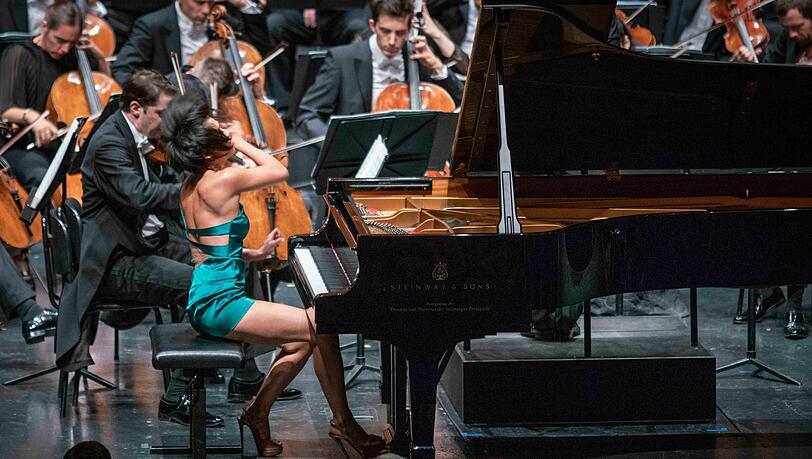 Das geht nicht besser: Yuja Wang und die Berliner Philharmoniker spielen Prokofjew. Das geht nicht besser: Yuja Wang und die Berliner Philharmoniker spielen Prokofjew.