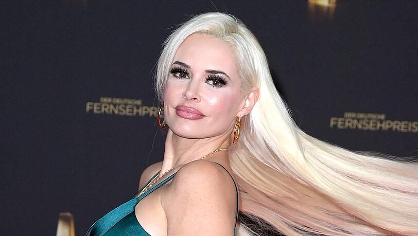 Daniela Katzenberger lässt es in Sachen Beauty gerne krachen - und erlaubt das auch ihrer Tochter. Daniela Katzenberger lässt es in Sachen Beauty gerne krachen - und erlaubt das auch ihrer Tochter.