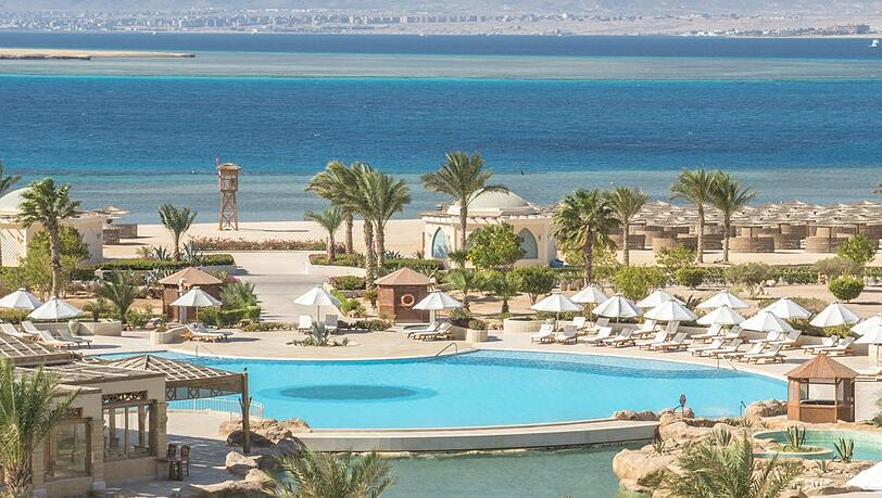"HolidayCheck" prämiert die besten Hotels 2022 auf Basis von Nutzerbewertungen. "HolidayCheck" prämiert die besten Hotels 2022 auf Basis von Nutzerbewertungen.