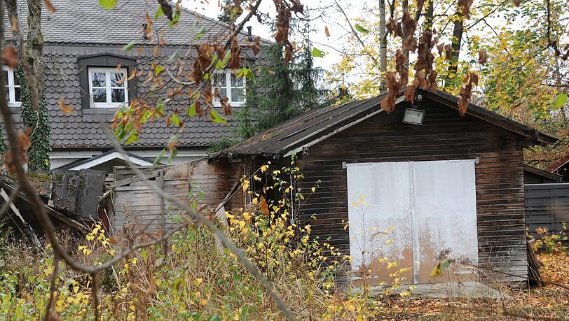 Das Haus in der Herterichstraße soll „Neger, Asylanten und Obdachlose“ beherbergen – so hat es die verstorbene Eigentümerin in ihrem Testament verfügt. Die Bilder vom Anwesen. Das Haus in der Herterichstraße soll „Neger, Asylanten und Obdachlose“ beherbergen – so hat es die verstorbene Eigentümerin in ihrem Testament verfügt. Die Bilder vom Anwesen.