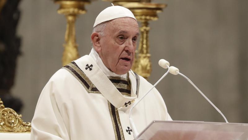 Aufruf zur Selbstlosigkeit: Papst Franziskus bei der Christmette an Heiligabend im Petersdom. Aufruf zur Selbstlosigkeit: Papst Franziskus bei der Christmette an Heiligabend im Petersdom.
