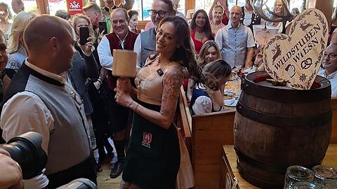 Lilly Becker darf heuer selbst auf der Wiesn den Anstich übernehmen. Lilly Becker darf heuer selbst auf der Wiesn den Anstich übernehmen.