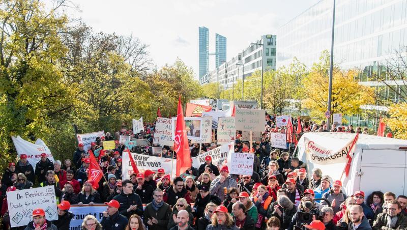 Osram-Beschäftigte befürchten einen Stellenabbau. Osram-Beschäftigte befürchten einen Stellenabbau.