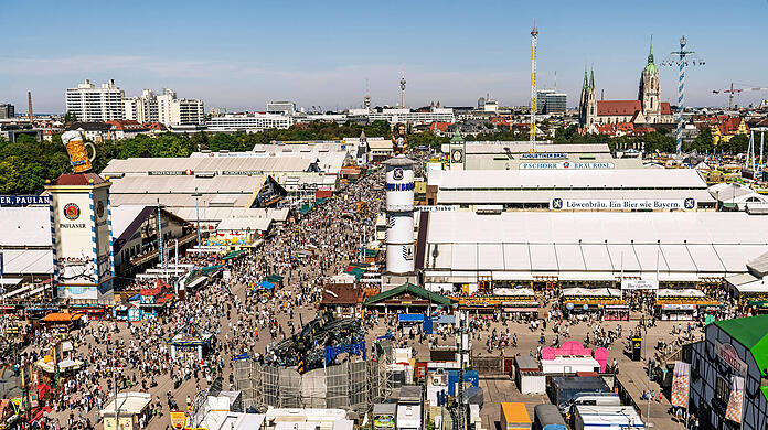 Blick über die Wiesn, aufgenommen im Jahr 2025. Blick über die Wiesn, aufgenommen im Jahr 2025.