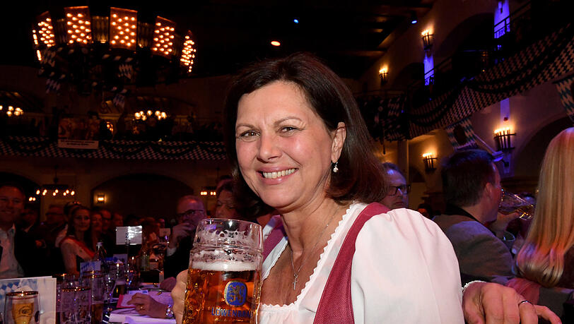 Ilse Aigner (CSU) nimmt digital am Nockherberg teil. Ilse Aigner (CSU) nimmt digital am Nockherberg teil.