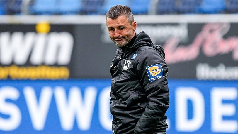 Die Erwartungen waren hoch, der Auftritt dann dürftig: Der Re-Start hat bei Michael Köllner und seinen Löwen nur Frust hinterlassen. Die Erwartungen waren hoch, der Auftritt dann dürftig: Der Re-Start hat bei Michael Köllner und seinen Löwen nur Frust hinterlassen.