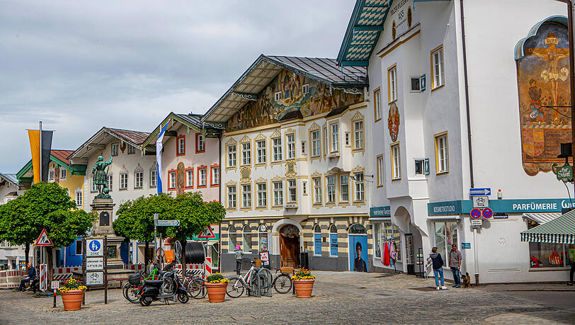 Das beschauliche Bad Tölz im Münchner Süden: Wer ein Mehrparteienhaus bauen möchte, zahlt für den Grund fast nur ein Drittel des Münchner Preises. Das beschauliche Bad Tölz im Münchner Süden: Wer ein Mehrparteienhaus bauen möchte, zahlt für den Grund fast nur ein Drittel des Münchner Preises.
