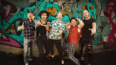Die Schweizer Band Fäaschtbänkler spielt am 28. Juni Die Schweizer Band Fäaschtbänkler spielt am 28. Juni