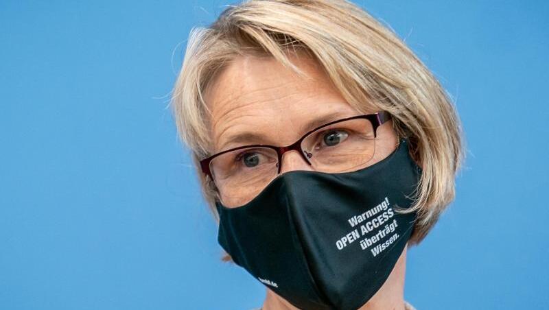 Anja Karliczek (CDU), Bundesministerin für Bildung und Forschung. Anja Karliczek (CDU), Bundesministerin für Bildung und Forschung.
