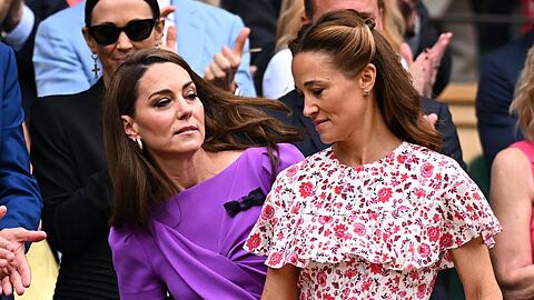 Prinzessin Kate bekam beim Wimbledon-Finale emotionale Unterstützung von Schwester Pippa. Prinzessin Kate bekam beim Wimbledon-Finale emotionale Unterstützung von Schwester Pippa.
